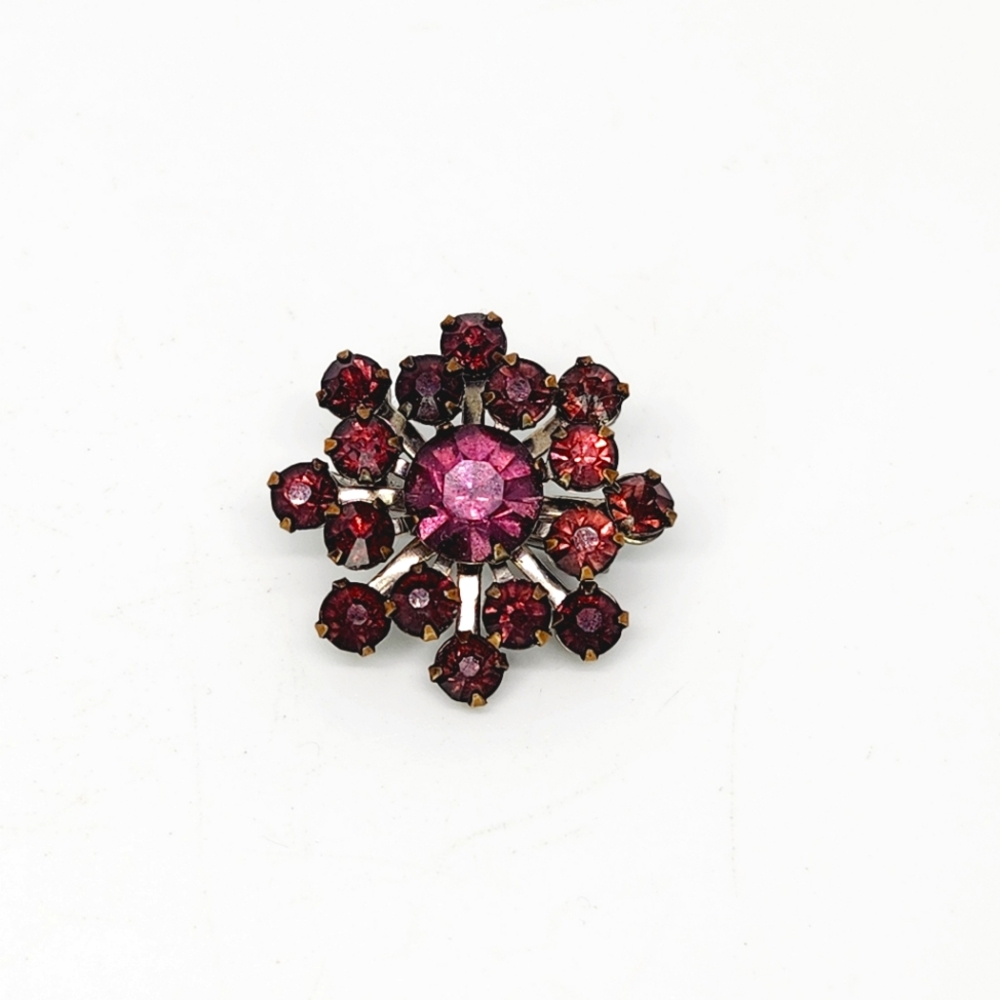 Vintage Brooch Layered Faux Amethyst Purple Rhinestone Prong Set Starburst Pin